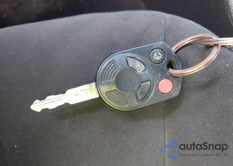 2007 Ford Fusion Se z USA, uszkodzony, nr VIN 3FAHP01167R159756